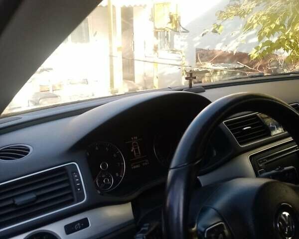 Чорний Фольксваген Пассат, об'ємом двигуна 2.77 л та пробігом 148 тис. км за 10100 $, фото 6 на Automoto.ua