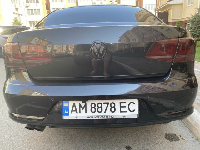 Фольксваген Пассат 2012 в Киеве на Automoto.ua Черный Фольксваген Пассат, объемом двигателя 2 л и пробегом 226 тыс. км за 11999 $, фото 4 на Automoto.ua
