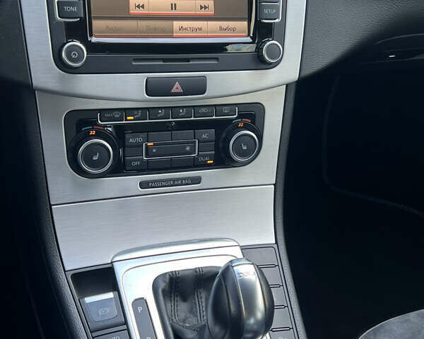 Черный Фольксваген Пассат, объемом двигателя 1.97 л и пробегом 267 тыс. км за 12299 $, фото 42 на Automoto.ua