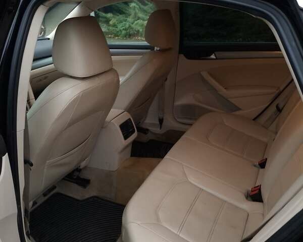 Черный Фольксваген Пассат, объемом двигателя 2 л и пробегом 180 тыс. км за 9000 $, фото 5 на Automoto.ua