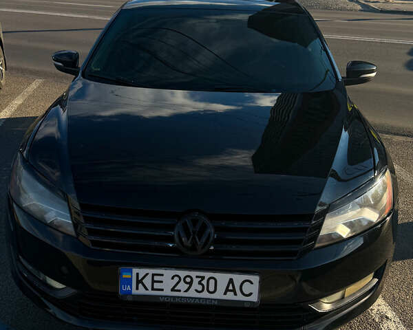 Черный Фольксваген Пассат, объемом двигателя 2.5 л и пробегом 215 тыс. км за 10500 $, фото 1 на Automoto.ua