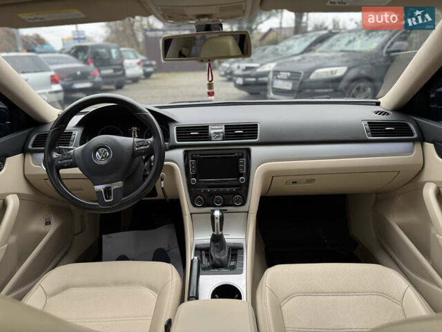 Чорний Фольксваген Пассат, об'ємом двигуна 2.48 л та пробігом 260 тис. км за 9000 $, фото 21 на Automoto.ua