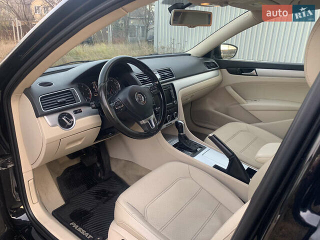 Чорний Фольксваген Пассат, об'ємом двигуна 2.5 л та пробігом 244 тис. км за 10500 $, фото 9 на Automoto.ua