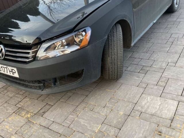 Черный Фольксваген Пассат, объемом двигателя 2.5 л и пробегом 190 тыс. км за 7500 $, фото 11 на Automoto.ua