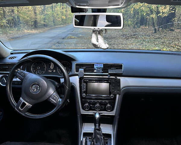 Фольксваген Пассат 2012 в Броварах на Automoto.ua Черный Фольксваген Пассат, объемом двигателя 2.48 л и пробегом 219 тыс. км за 9500 $, фото 5 на Automoto.ua