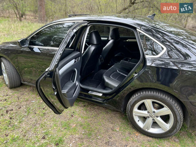 Черный Фольксваген Пассат, объемом двигателя 2.5 л и пробегом 270 тыс. км за 10000 $, фото 14 на Automoto.ua