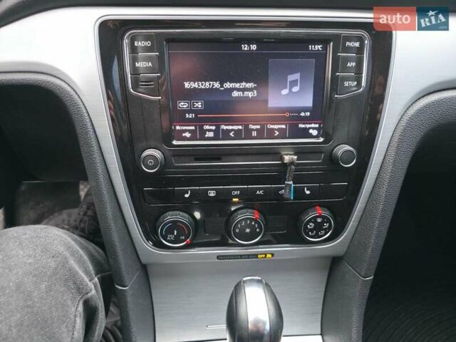 Чорний Фольксваген Пассат, об'ємом двигуна 2.5 л та пробігом 186 тис. км за 10200 $, фото 8 на Automoto.ua