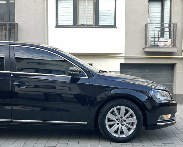 Фольксваген Пассат 2013 в Мукачеве на Automoto.ua Черный Фольксваген Пассат, объемом двигателя 1.97 л и пробегом 290 тыс. км за 10500 $, фото 3 на Automoto.ua