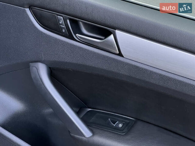 Фольксваген Пассат 2013 в Киеве на Automoto.ua Черный Фольксваген Пассат, объемом двигателя 2.5 л и пробегом 170 тыс. км за 10700 $, фото 52 на Automoto.ua