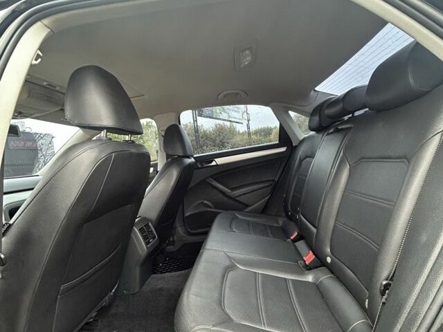 Черный Фольксваген Пассат, объемом двигателя 2 л и пробегом 226 тыс. км за 11250 $, фото 5 на Automoto.ua