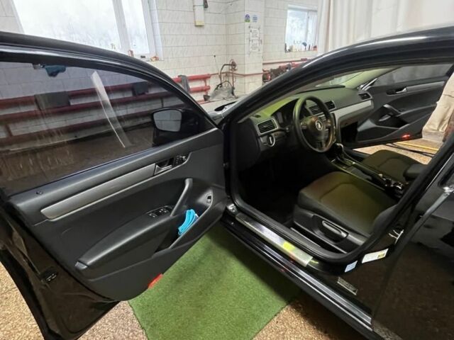 Черный Фольксваген Пассат, объемом двигателя 2.5 л и пробегом 200 тыс. км за 8200 $, фото 8 на Automoto.ua