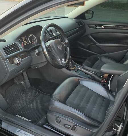 Чорний Фольксваген Пассат, об'ємом двигуна 2 л та пробігом 190 тис. км за 11700 $, фото 7 на Automoto.ua