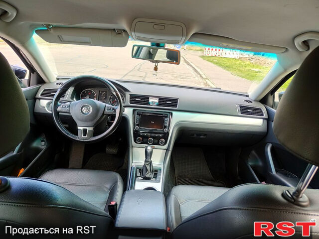 Чорний Фольксваген Пассат, об'ємом двигуна 2.5 л та пробігом 180 тис. км за 7999 $, фото 11 на Automoto.ua