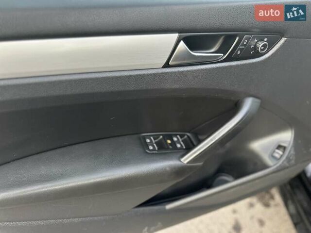 Черный Фольксваген Пассат, объемом двигателя 1.97 л и пробегом 145 тыс. км за 10700 $, фото 4 на Automoto.ua