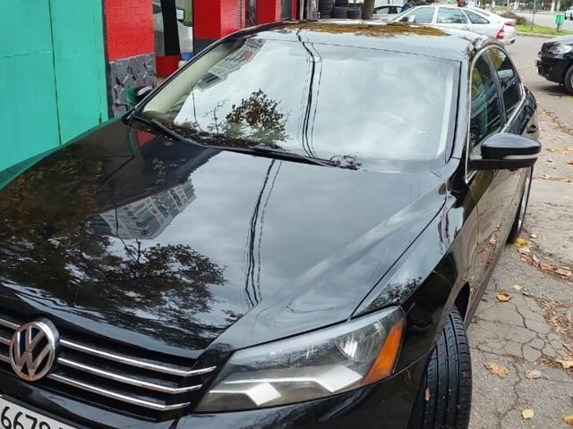 Черный Фольксваген Пассат, объемом двигателя 1.8 л и пробегом 226 тыс. км за 8000 $, фото 3 на Automoto.ua