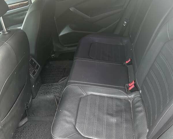 Чорний Фольксваген Пассат, об'ємом двигуна 2.48 л та пробігом 999 тис. км за 9300 $, фото 3 на Automoto.ua