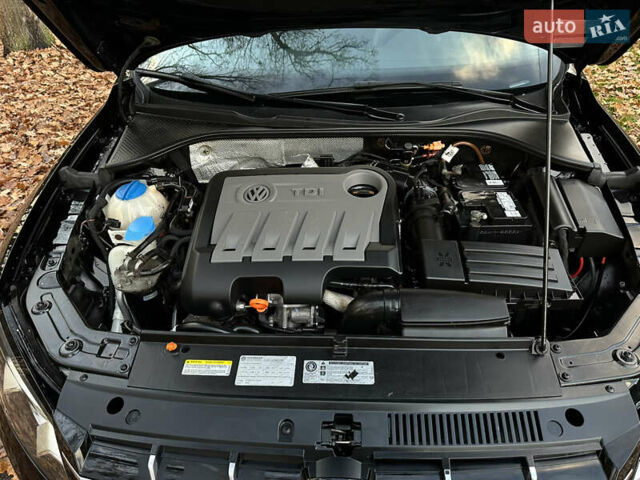 Чорний Фольксваген Пассат, об'ємом двигуна 2 л та пробігом 128 тис. км за 11300 $, фото 55 на Automoto.ua