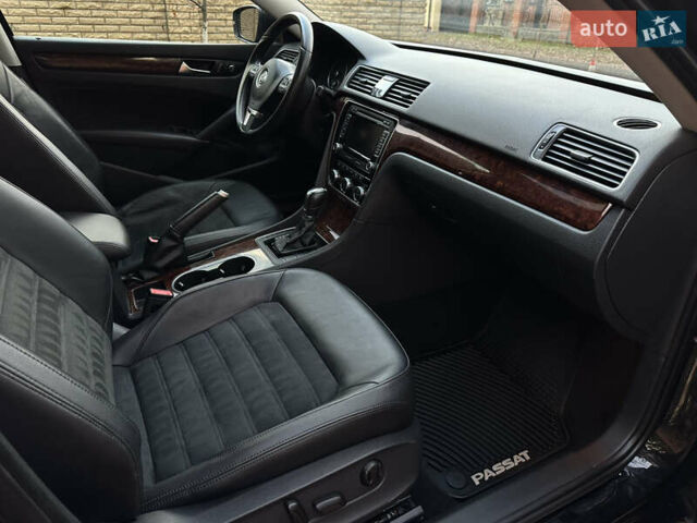 Чорний Фольксваген Пассат, об'ємом двигуна 2 л та пробігом 128 тис. км за 11300 $, фото 53 на Automoto.ua