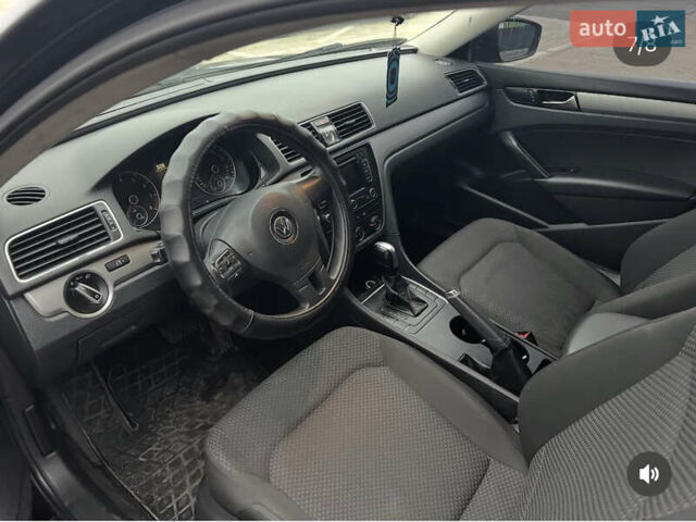 Черный Фольксваген Пассат, объемом двигателя 2.48 л и пробегом 184 тыс. км за 7000 $, фото 6 на Automoto.ua