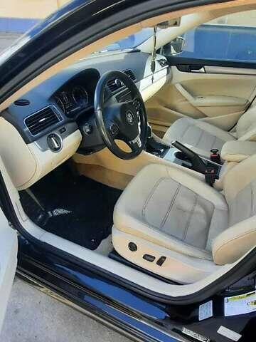 Черный Фольксваген Пассат, объемом двигателя 1.8 л и пробегом 380 тыс. км за 9200 $, фото 5 на Automoto.ua