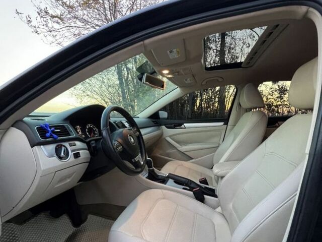 Чорний Фольксваген Пассат, об'ємом двигуна 2.5 л та пробігом 228 тис. км за 9450 $, фото 6 на Automoto.ua