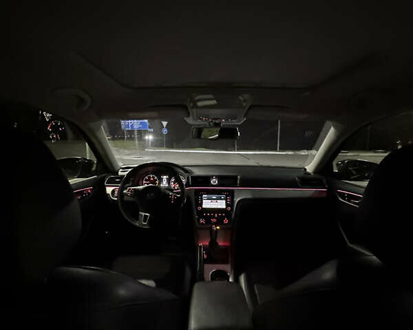 Черный Фольксваген Пассат, объемом двигателя 2 л и пробегом 228 тыс. км за 10990 $, фото 17 на Automoto.ua