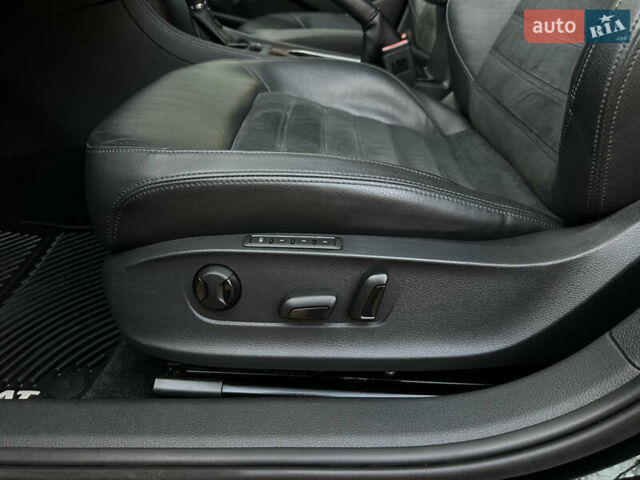 Чорний Фольксваген Пассат, об'ємом двигуна 2 л та пробігом 128 тис. км за 11300 $, фото 37 на Automoto.ua