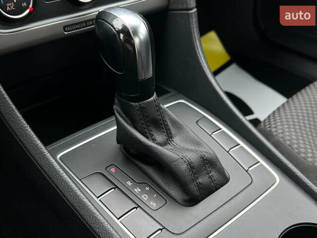 Чорний Фольксваген Пассат, об'ємом двигуна 2.48 л та пробігом 131 тис. км за 10200 $, фото 13 на Automoto.ua