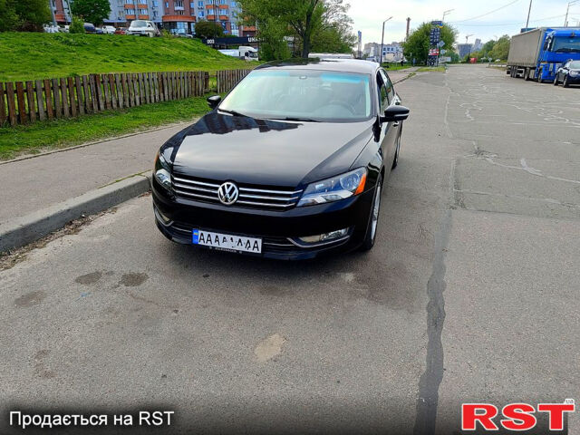 Чорний Фольксваген Пассат, об'ємом двигуна 2.5 л та пробігом 180 тис. км за 7999 $, фото 4 на Automoto.ua