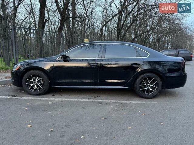 Черный Фольксваген Пассат, объемом двигателя 2.5 л и пробегом 267 тыс. км за 9800 $, фото 9 на Automoto.ua