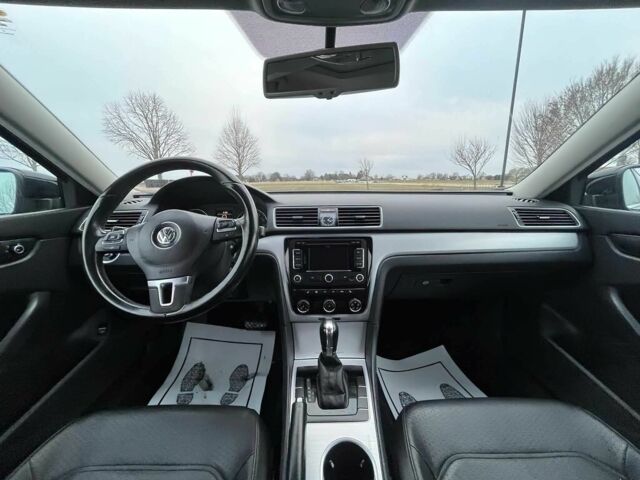 Черный Фольксваген Пассат, объемом двигателя 2.5 л и пробегом 89 тыс. км за 3500 $, фото 7 на Automoto.ua