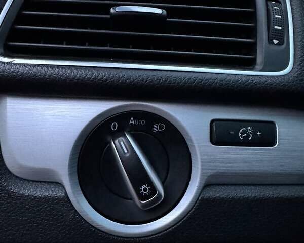 Черный Фольксваген Пассат, объемом двигателя 2.5 л и пробегом 267 тыс. км за 9800 $, фото 32 на Automoto.ua