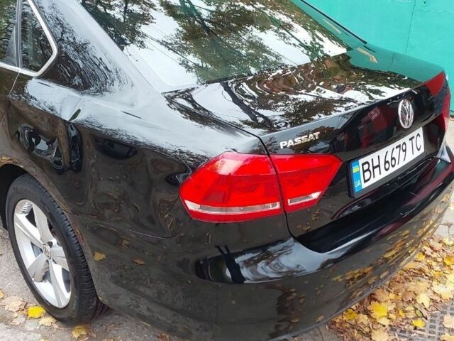 Черный Фольксваген Пассат, объемом двигателя 1.8 л и пробегом 226 тыс. км за 8000 $, фото 4 на Automoto.ua