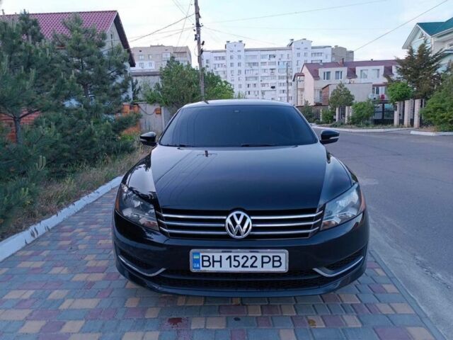 Черный Фольксваген Пассат, объемом двигателя 1.8 л и пробегом 215 тыс. км за 11100 $, фото 1 на Automoto.ua