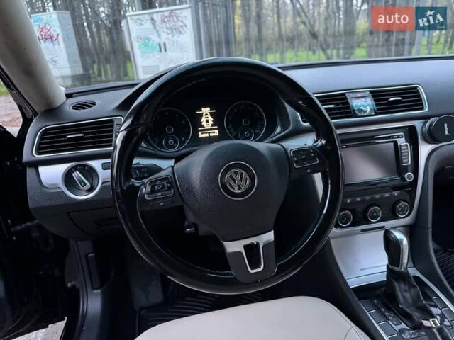 Черный Фольксваген Пассат, объемом двигателя 2.5 л и пробегом 267 тыс. км за 9800 $, фото 14 на Automoto.ua