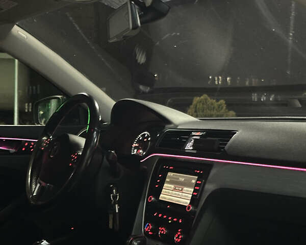 Черный Фольксваген Пассат, объемом двигателя 2 л и пробегом 228 тыс. км за 10990 $, фото 16 на Automoto.ua