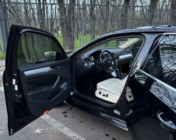 Черный Фольксваген Пассат, объемом двигателя 2.5 л и пробегом 267 тыс. км за 9800 $, фото 12 на Automoto.ua