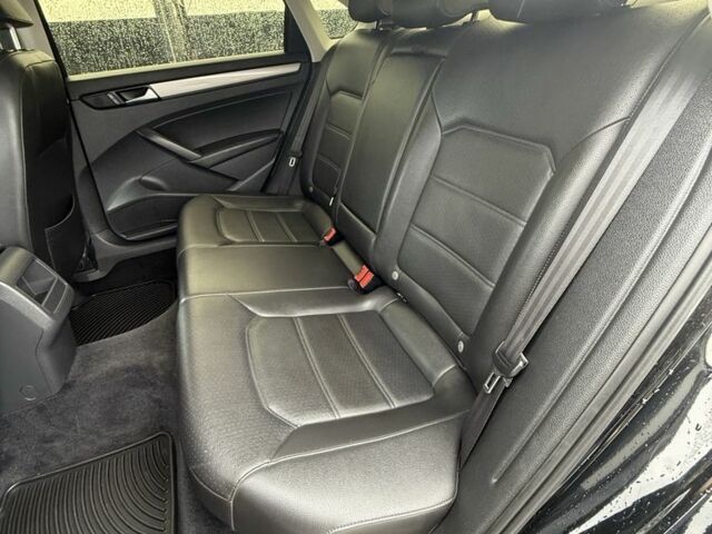 Чорний Фольксваген Пассат, об'ємом двигуна 2.5 л та пробігом 181 тис. км за 10399 $, фото 8 на Automoto.ua