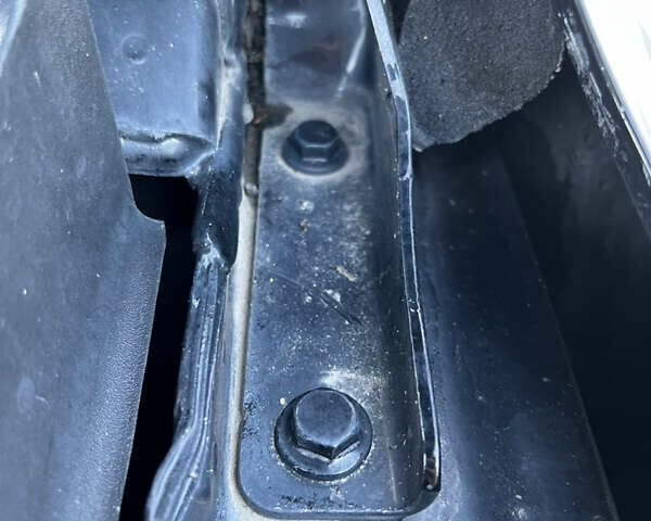 Черный Фольксваген Пассат, объемом двигателя 2.48 л и пробегом 208 тыс. км за 10500 $, фото 18 на Automoto.ua