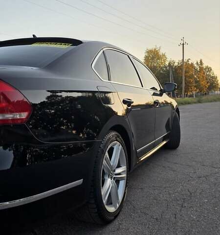 Чорний Фольксваген Пассат, об'ємом двигуна 2 л та пробігом 190 тис. км за 11700 $, фото 14 на Automoto.ua