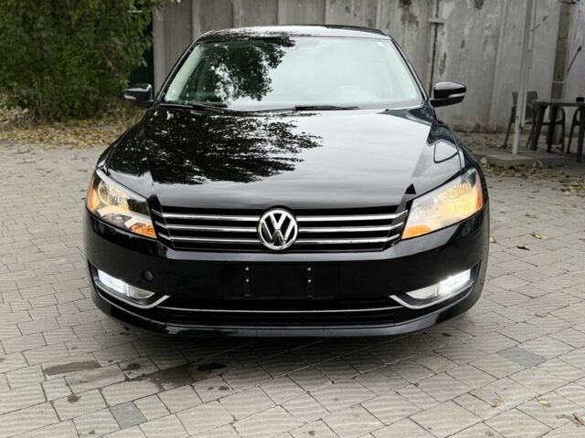 Черный Фольксваген Пассат, объемом двигателя 1.8 л и пробегом 154 тыс. км за 11000 $, фото 4 на Automoto.ua