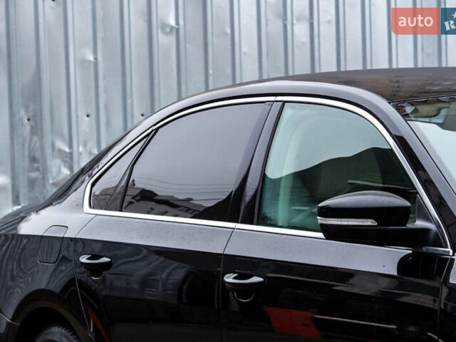 Чорний Фольксваген Пассат, об'ємом двигуна 2.5 л та пробігом 211 тис. км за 10300 $, фото 8 на Automoto.ua