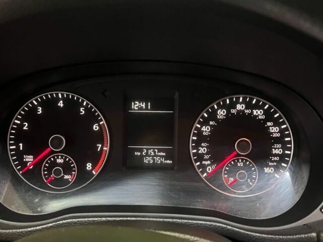 Черный Фольксваген Пассат, объемом двигателя 2.5 л и пробегом 200 тыс. км за 8200 $, фото 5 на Automoto.ua