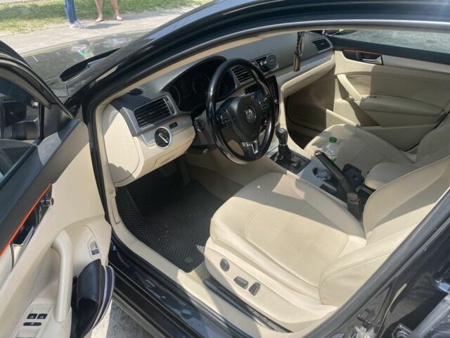 Черный Фольксваген Пассат, объемом двигателя 2.5 л и пробегом 285 тыс. км за 8700 $, фото 6 на Automoto.ua