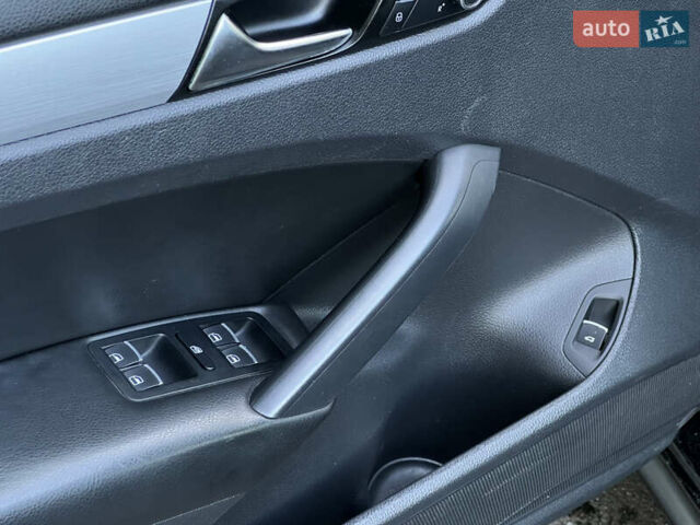 Фольксваген Пассат 2013 в Киеве на Automoto.ua Черный Фольксваген Пассат, объемом двигателя 2.5 л и пробегом 170 тыс. км за 10700 $, фото 29 на Automoto.ua