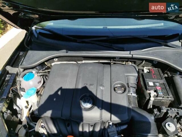 Чорний Фольксваген Пассат, об'ємом двигуна 2.5 л та пробігом 138 тис. км за 9000 $, фото 16 на Automoto.ua