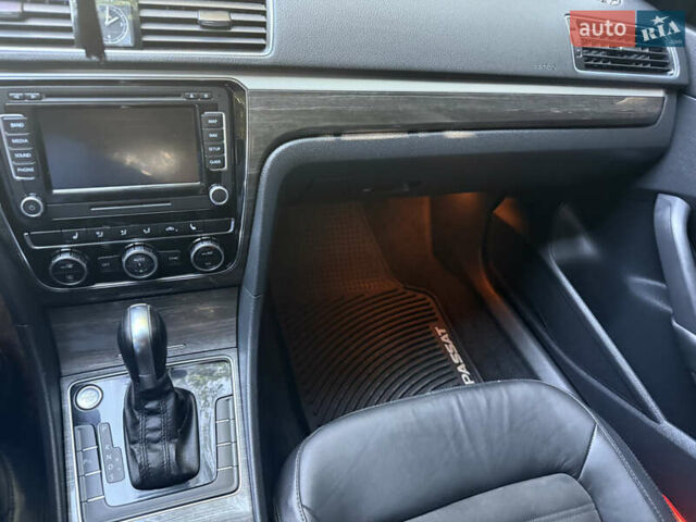 Черный Фольксваген Пассат, объемом двигателя 2.48 л и пробегом 260 тыс. км за 12000 $, фото 11 на Automoto.ua