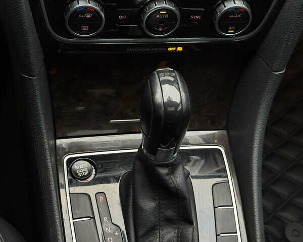 Черный Фольксваген Пассат, объемом двигателя 1.97 л и пробегом 224 тыс. км за 11200 $, фото 13 на Automoto.ua