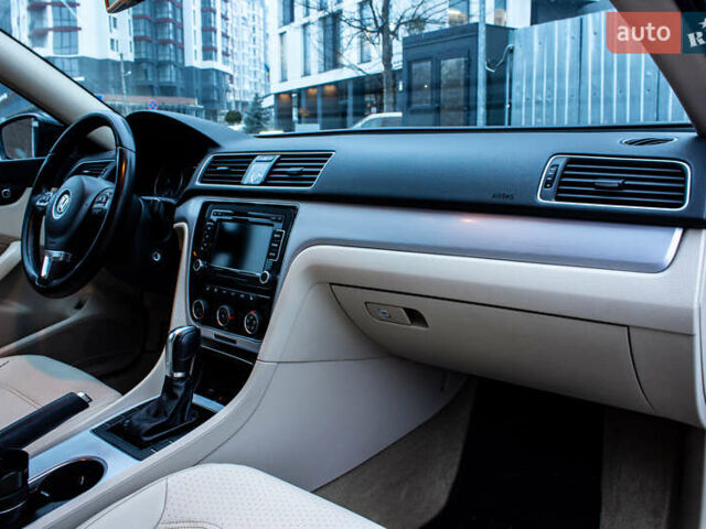 Чорний Фольксваген Пассат, об'ємом двигуна 2.5 л та пробігом 211 тис. км за 10300 $, фото 27 на Automoto.ua