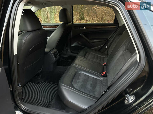 Чорний Фольксваген Пассат, об'ємом двигуна 2 л та пробігом 128 тис. км за 11300 $, фото 41 на Automoto.ua